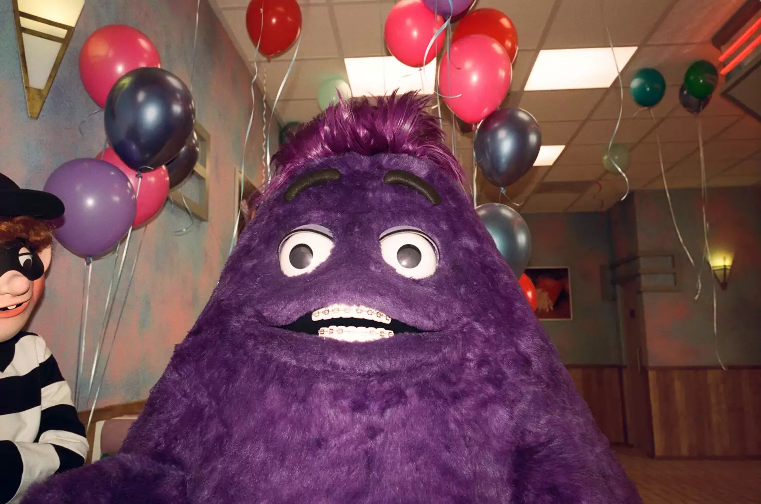 McDonald's responde a la tendencia de su malteada Grimace KSDY 50