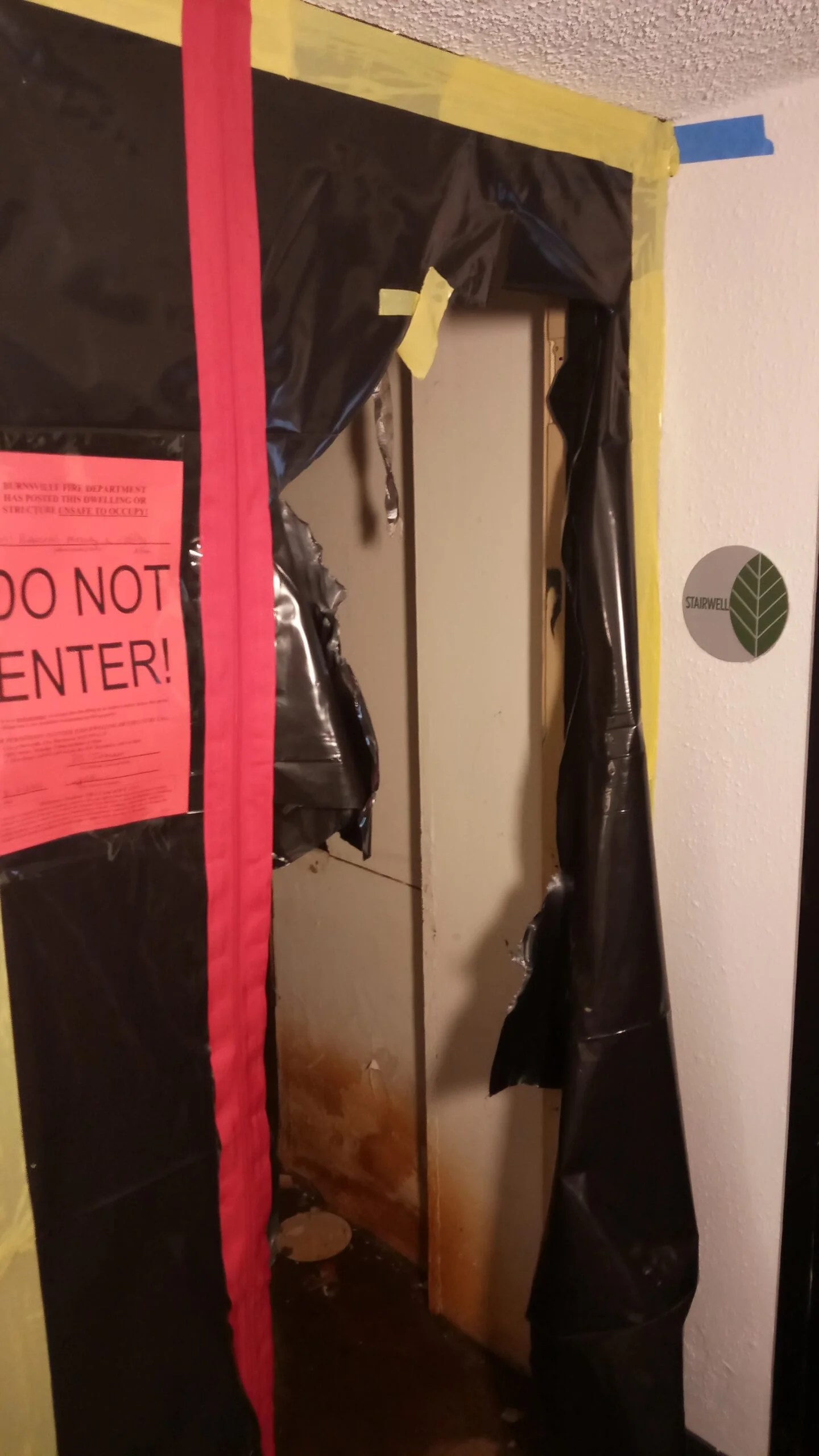 Burnsville firefighters investigating apartment complex fire as an arson, say a male suspect is