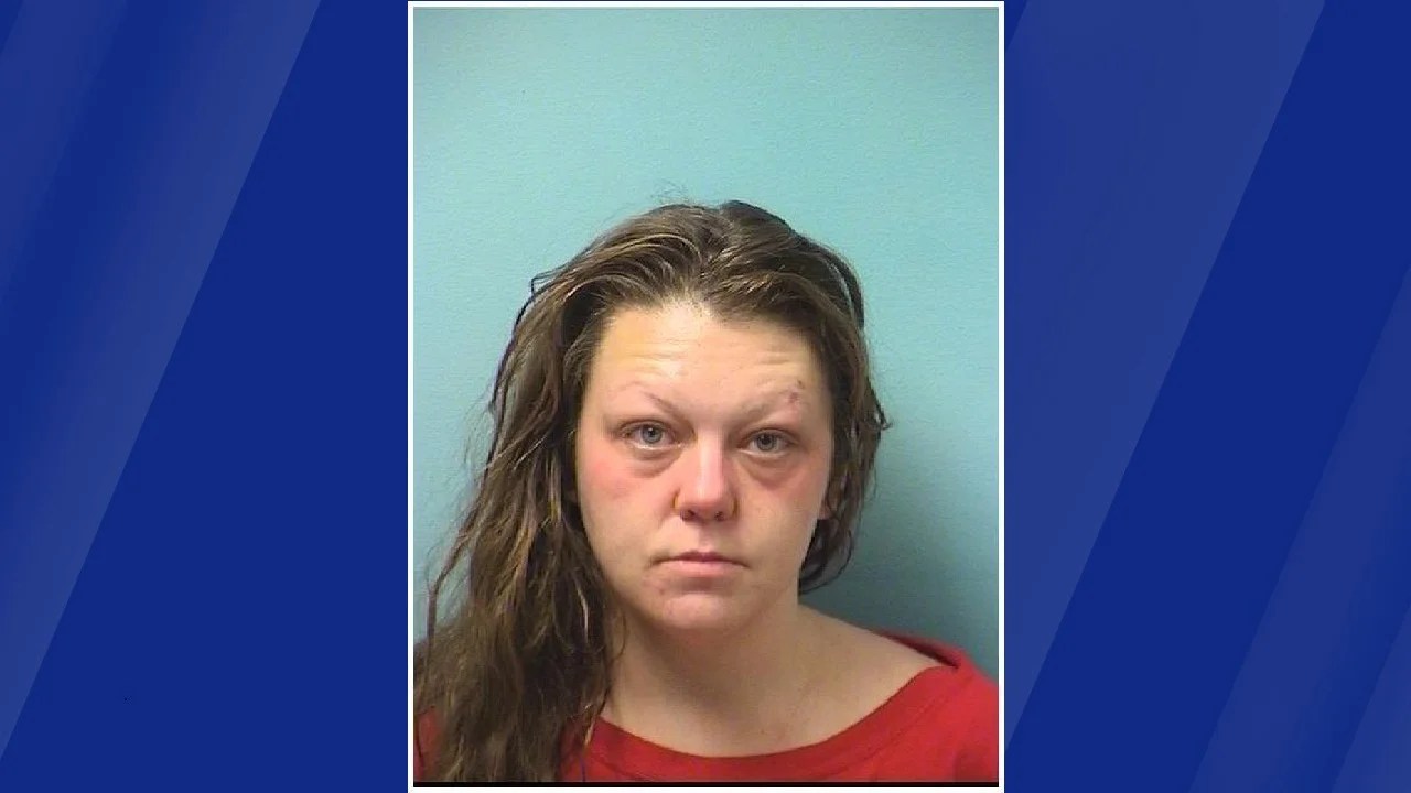 Woman who assaulted multiple people with pizza and salsa receives