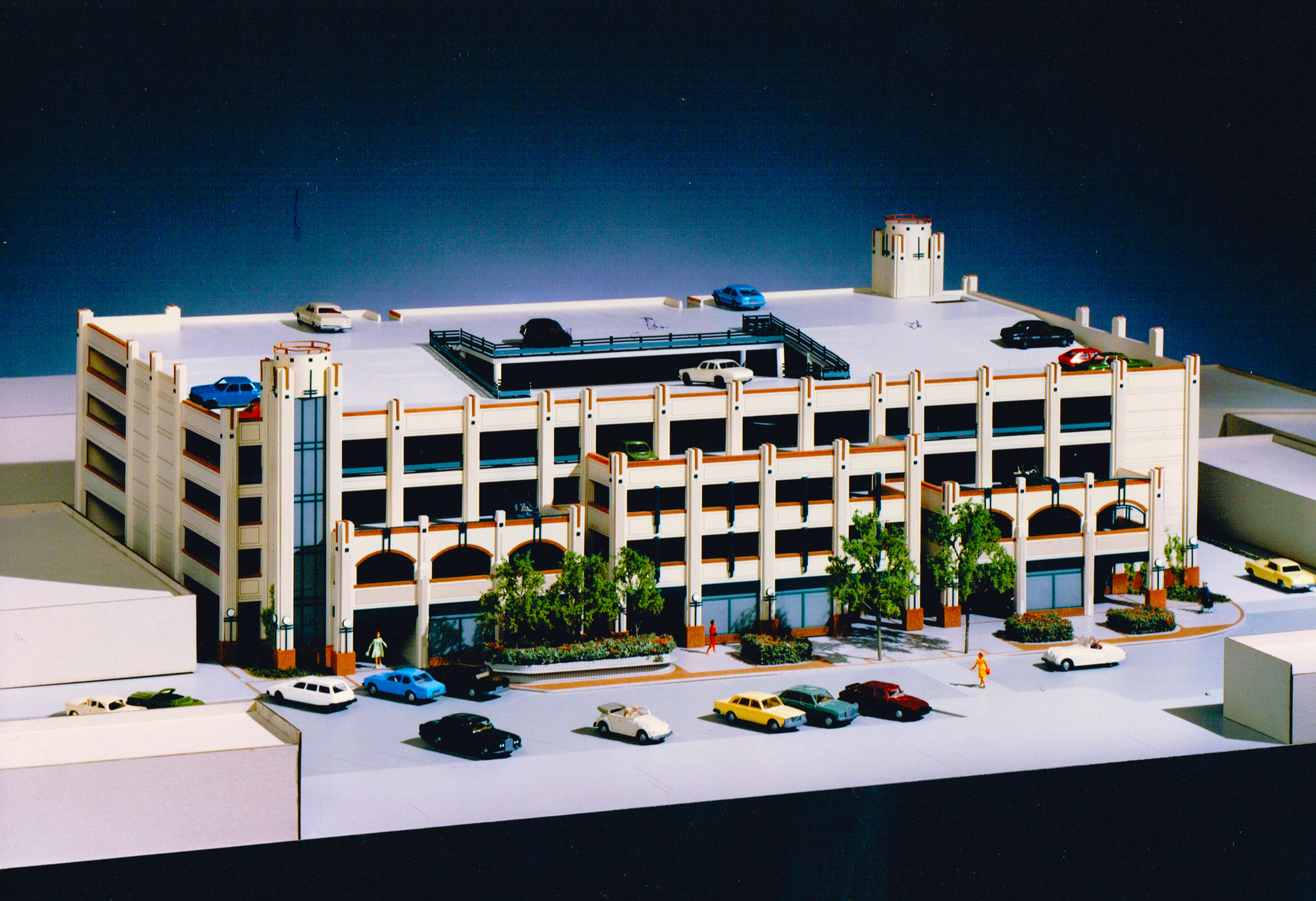 Komorous Towey ArchitectsLocust Street Parking Structure