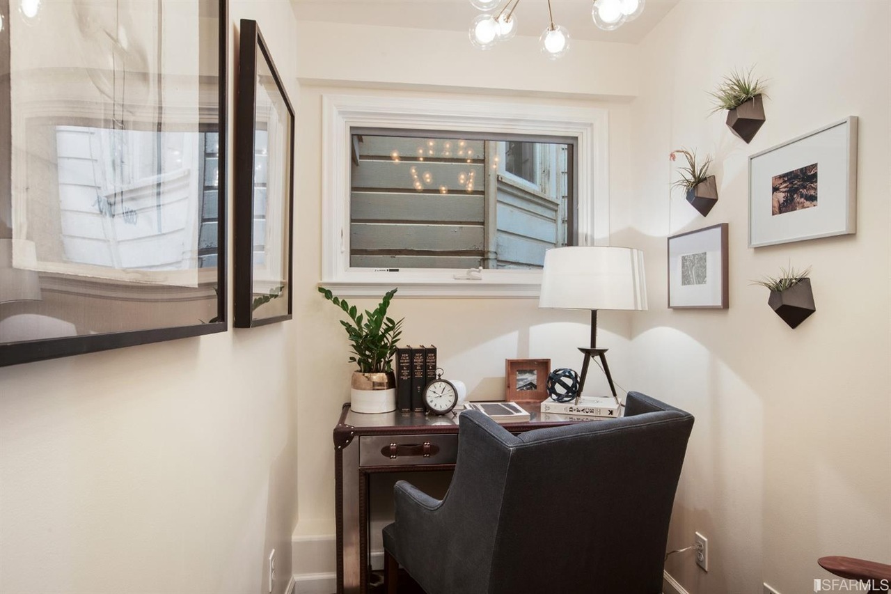 Komorous Towey ArchitectsDelmar Condominiums