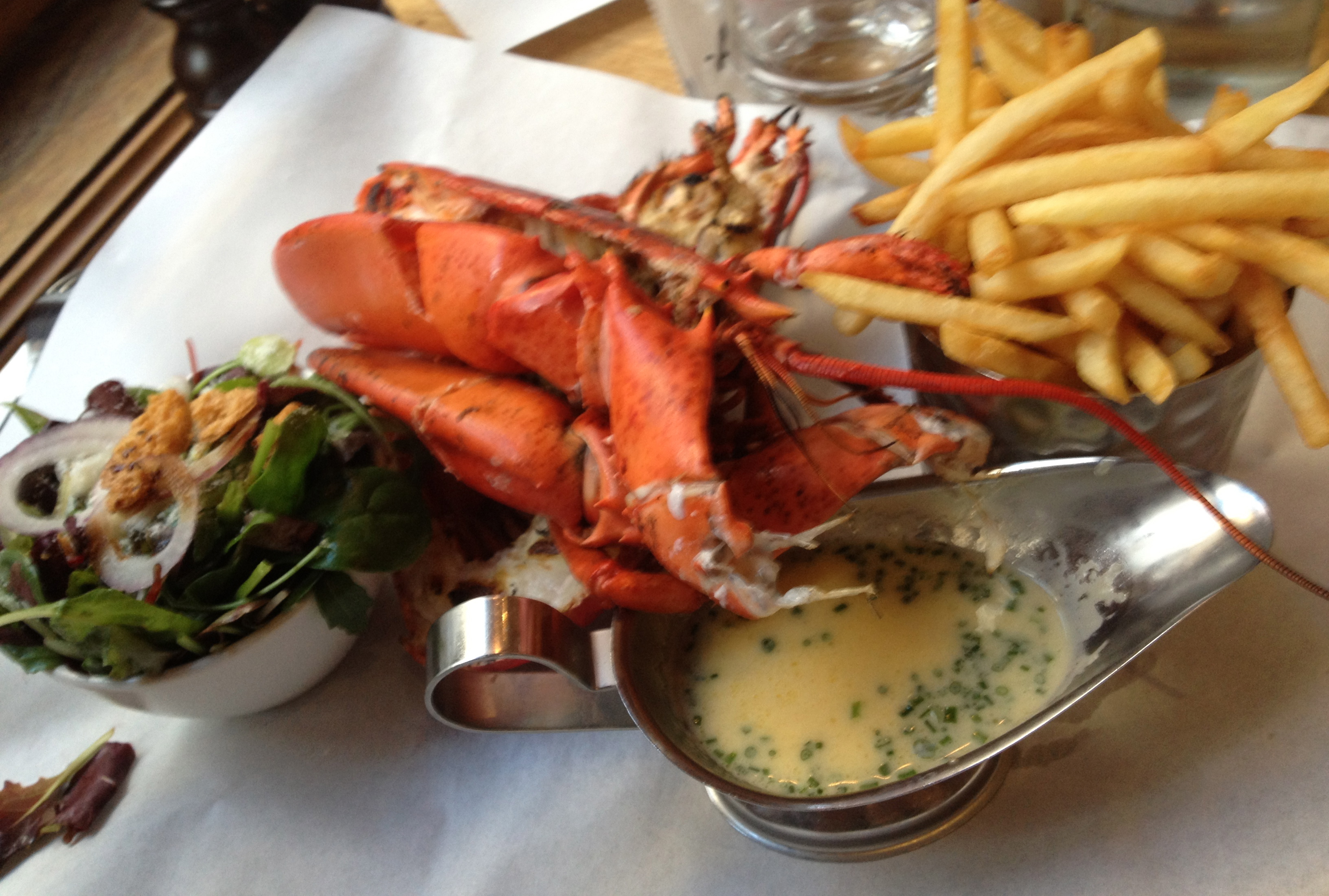 Burger & Lobster Fast Food With Class