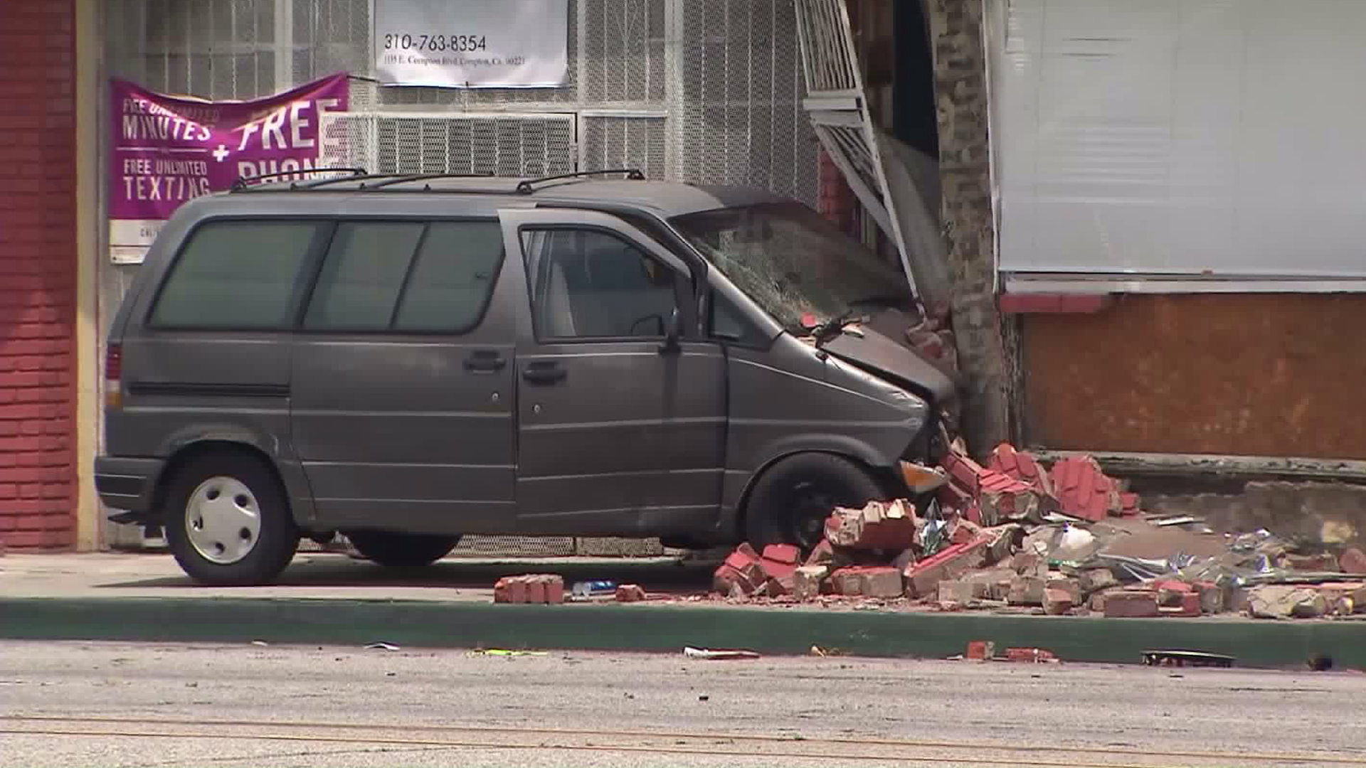 1 Killed After Vehicle Crashes Into Bicyclist, Compton Building KTLA