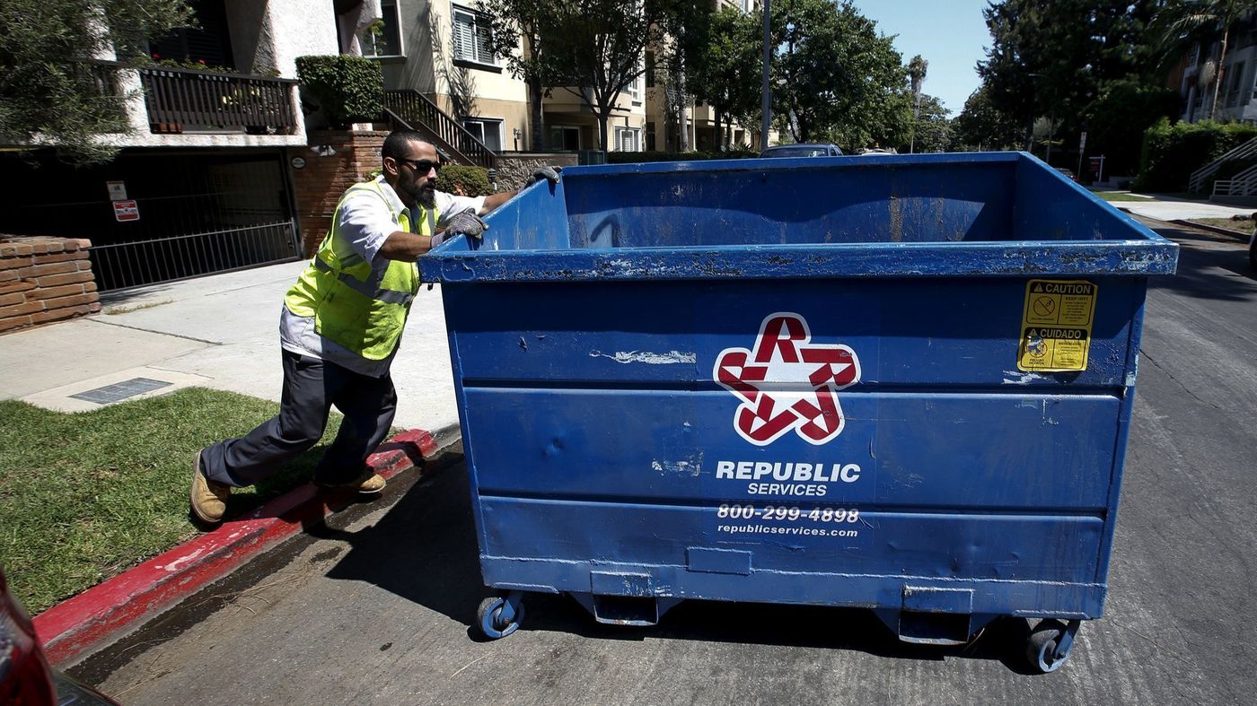 2 Landlords Sue Los Angeles, Claiming New Trash Pickup System Imposes