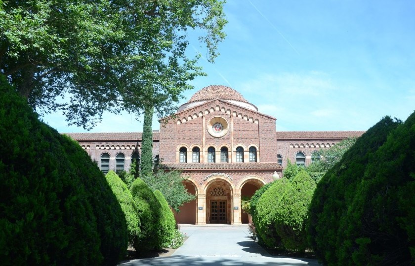 Chico university cancels inperson classes, tells students to vacate