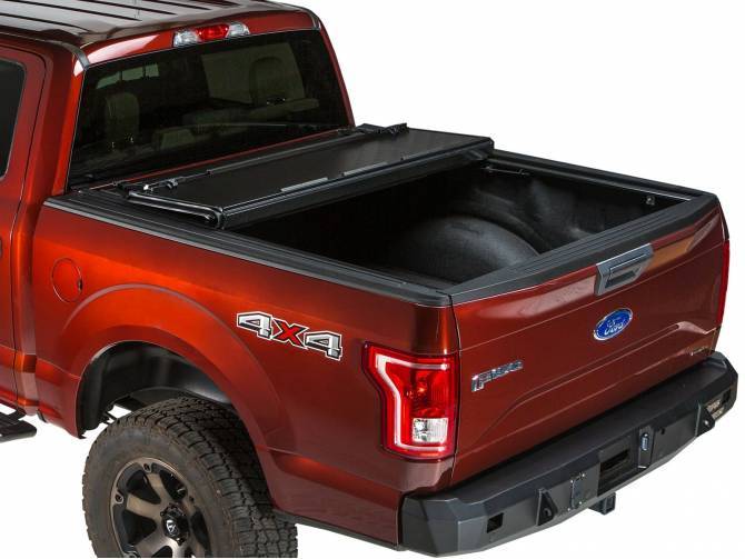Bakflip G2 Hard Folding Tonneau Cover, Ford (201518) F150 (5.6 FT Bed)