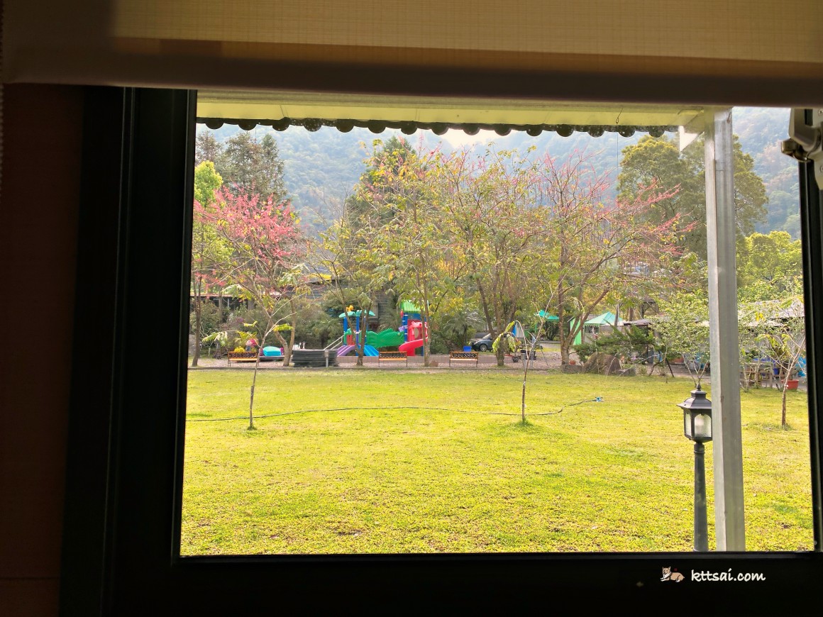 武界小木屋風景