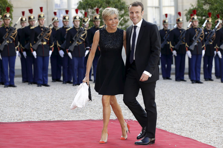 Le 1 Nâ 64 Macron Un Philosophe En Politique By Collectif