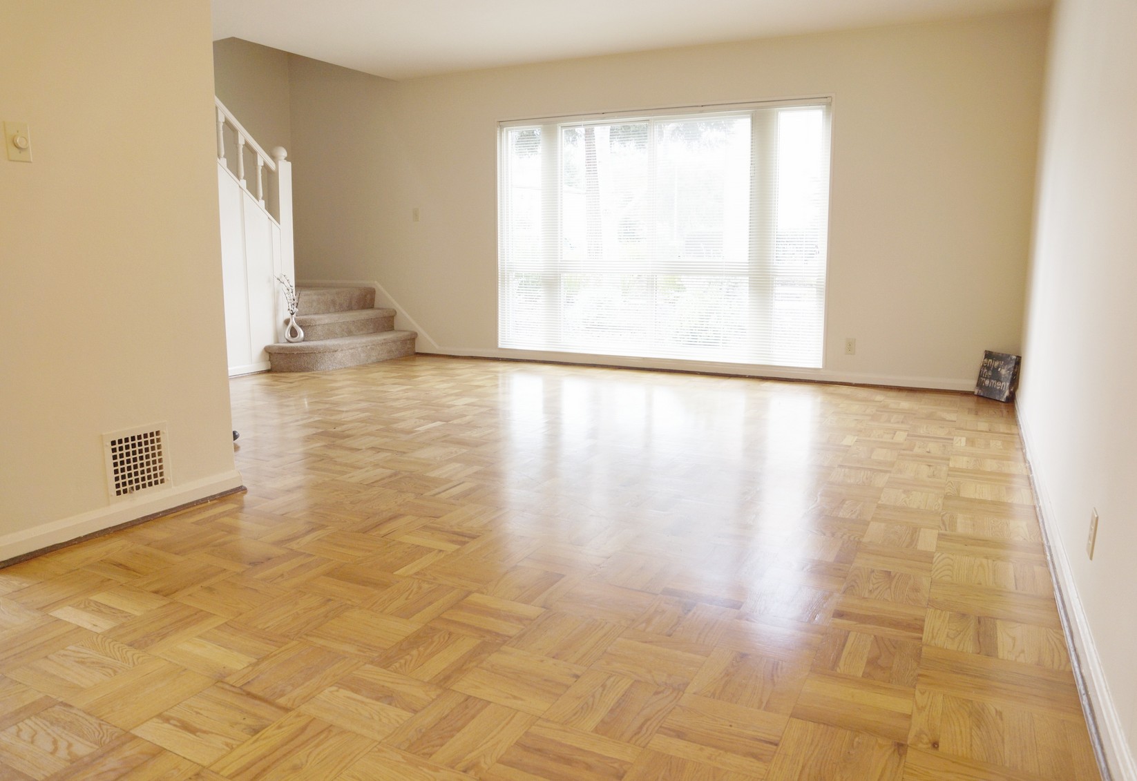 Property Photos Hillsdale Garden Kue Lee, MBA