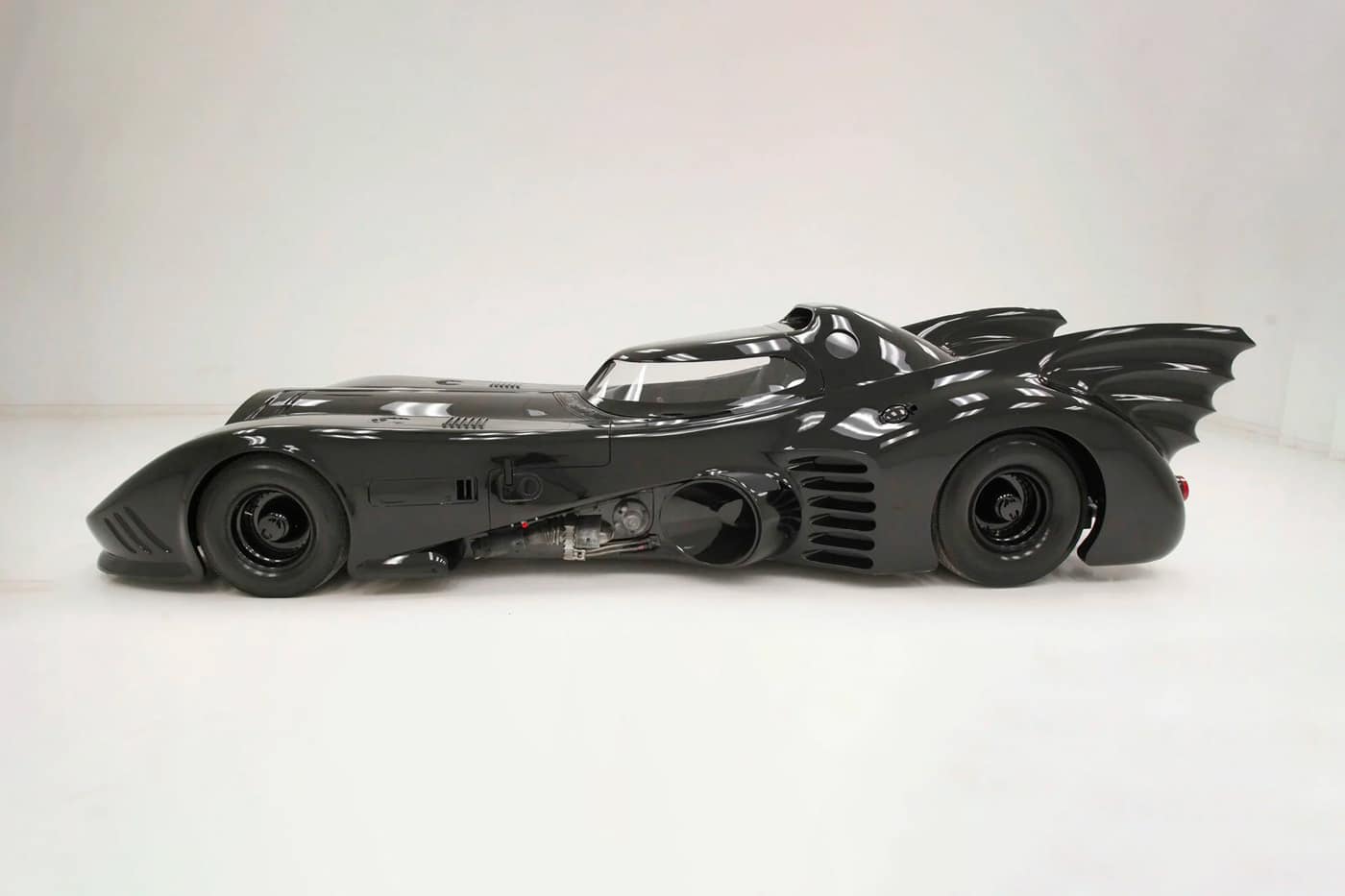 La Batmobile des films cultes de Tim Burton est à vendre KULTT