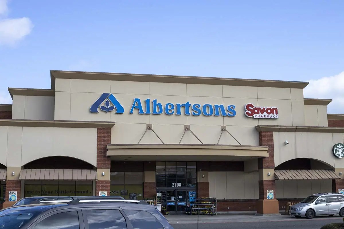 Win a 100 Albertsons Gift Card