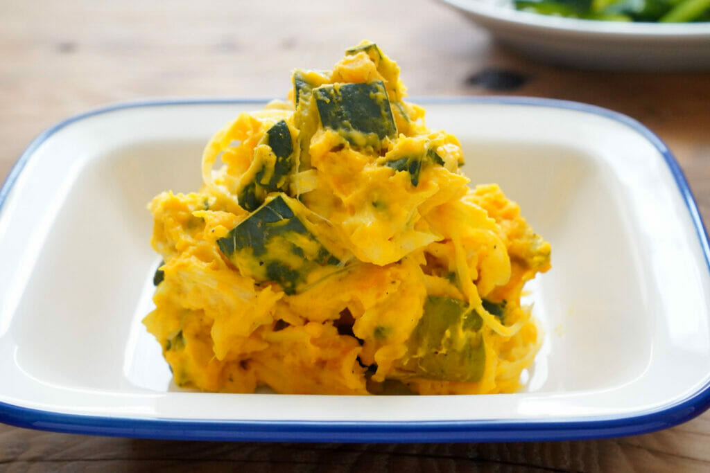 かぼちゃサラダのレシピ。レンジで簡単！玉ねぎとマヨネーズで美味しく。 やまでら くみこ のレシピ