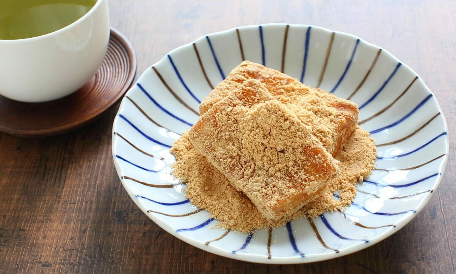 きなこもちの作り方。レンジで簡単レシピ！砂糖はこの割合がおすすめ。 やまでら くみこ のレシピ