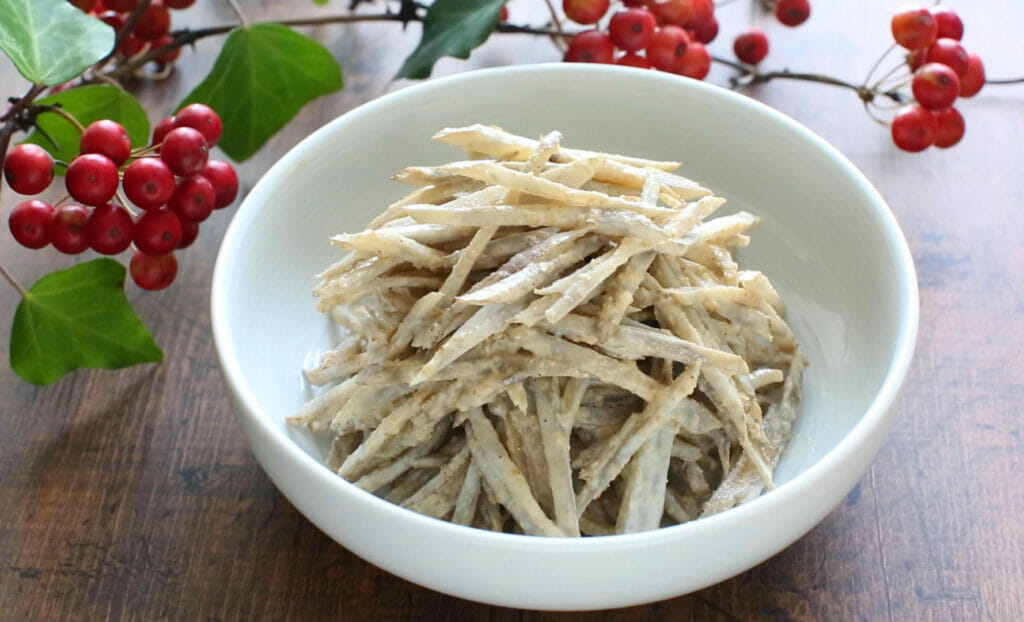 ごぼうサラダのレシピ。マヨネーズと好相性！茹で時間1分の簡単な作り方。 やまでら くみこ のレシピ