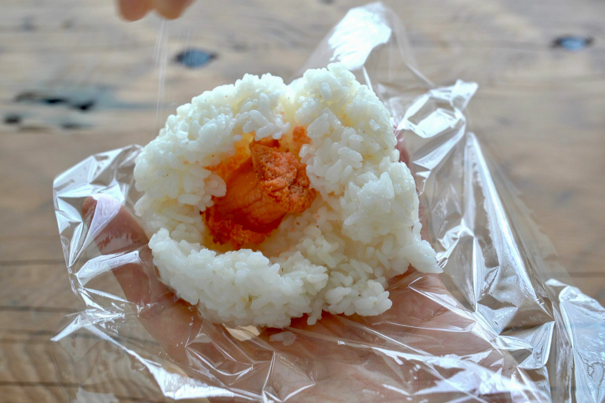 たらこおにぎりのレシピ。焼きタラコが旨い！お弁当おむすびの作り方。 やまでら くみこ のレシピ