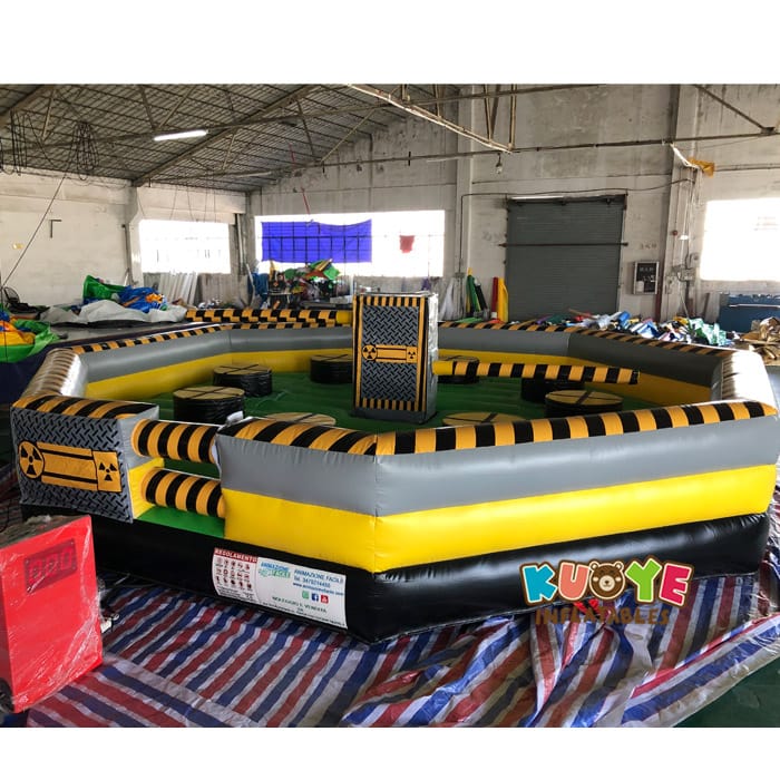 SP1851 8 Players Meltdown Mechanical Inflatable Wipe Out game KUOYE