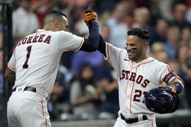 Jose Altuve was 5 feet away from hitting his 2nd walkoff Grand Slam