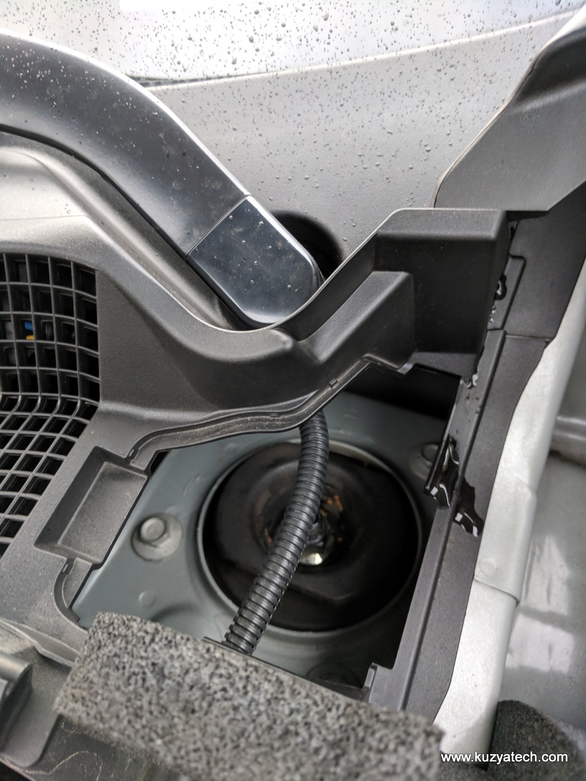 strut tower KuzyaTech