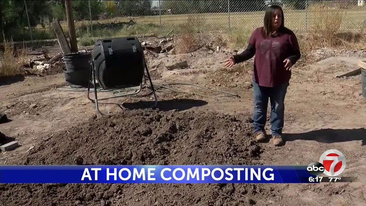 Dirt Y Girls provides free composting for part of east El Paso KVIA