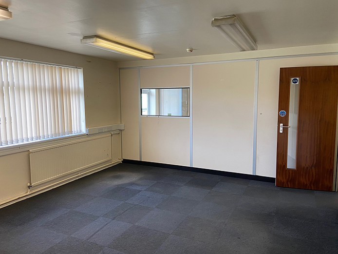 40 Middlemore Lane West Industrial unit to let Aldridge KWB