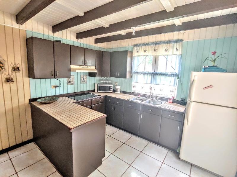 BO. MAMEYES, CASA EN UTUADO, PUERTO RICO