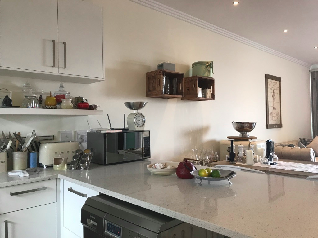 3 Bedroom Apartment in Bryanston For Sale R3,300,000 ENT0112916