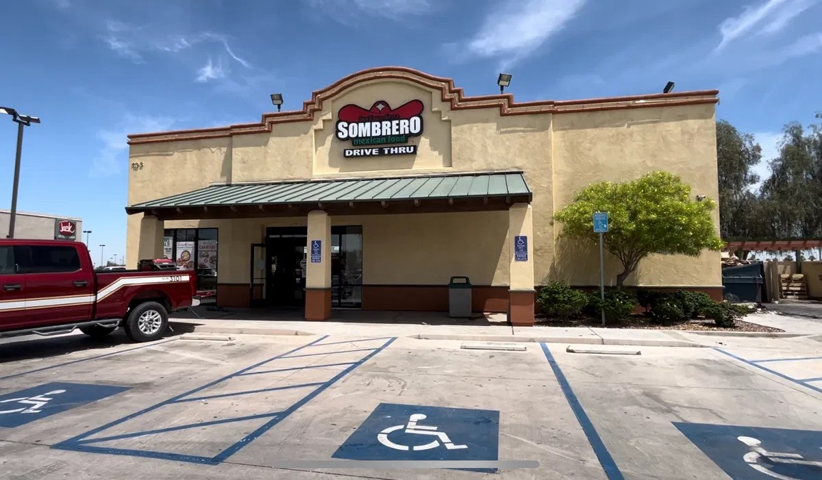 Fire breaks out in restaurant near Valley View Mall KYMA