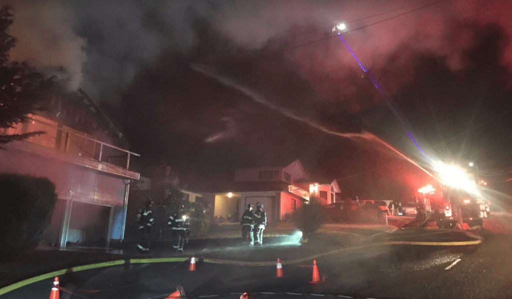 [ UPDATE 1105 p.m.] House on Fire on Humboldt Hill Redheaded Blackbelt
