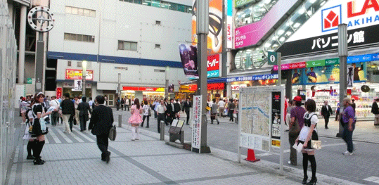 有點冷清的秋葉原★ちょっとさびしい秋葉原