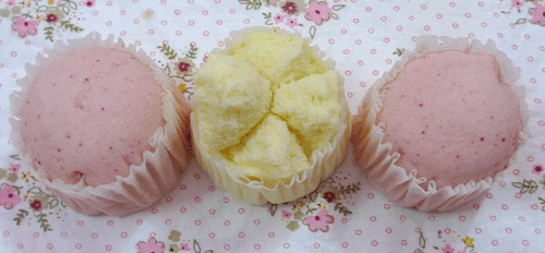 色彩繽紛的小小杯子蛋糕