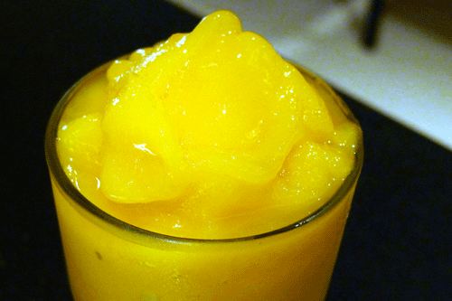 丹堤咖啡的芒果冰沙