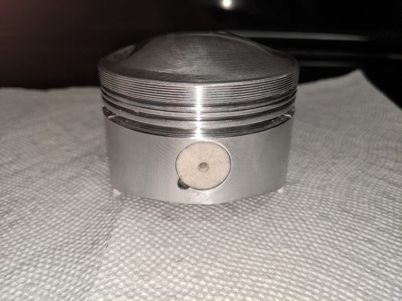 MTC wrist pins with buttons in Wiseco pistons KZRider Forum KZRider