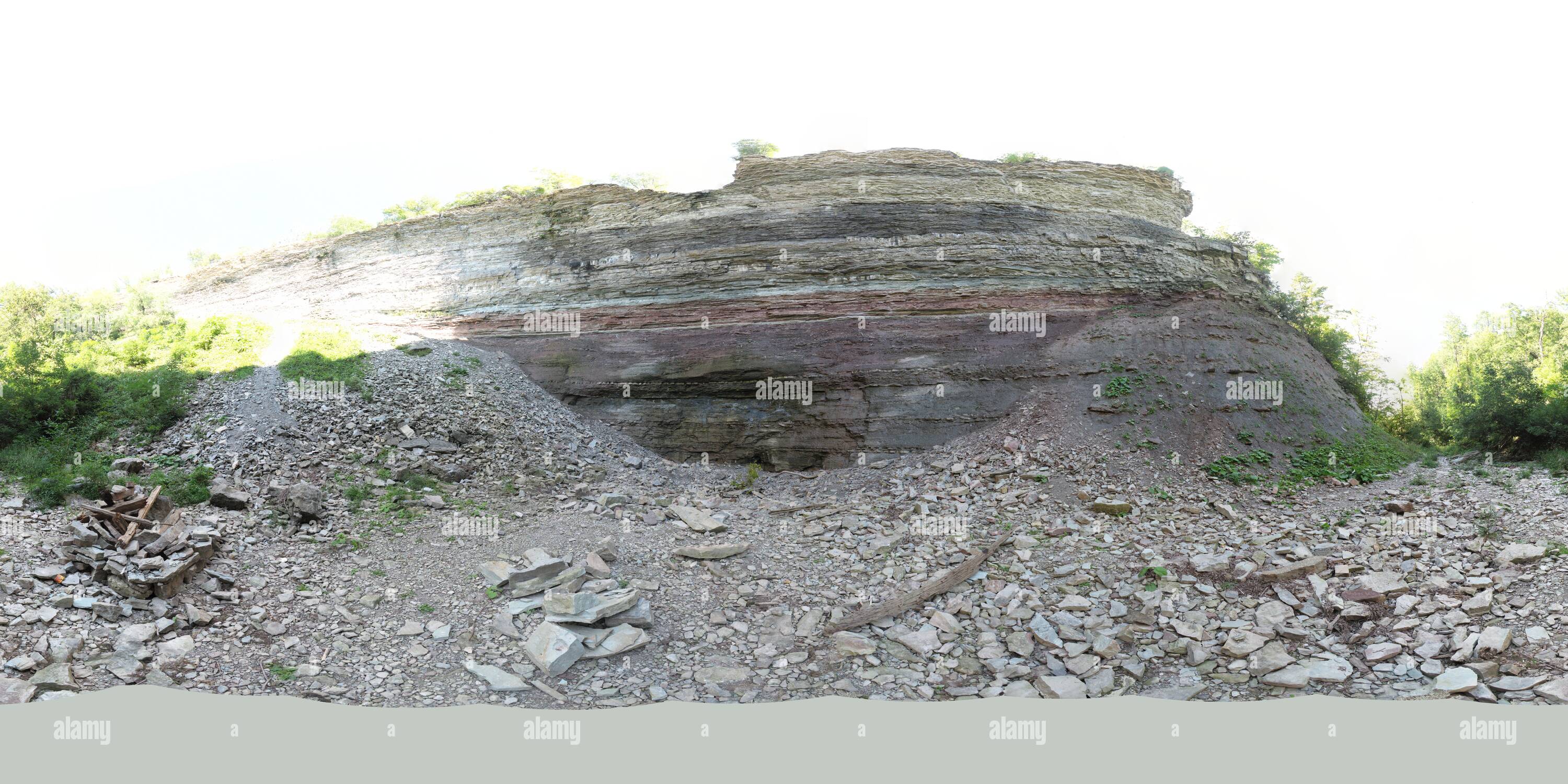 360° view of Devil's Punch Bowl, Hamilton Alamy