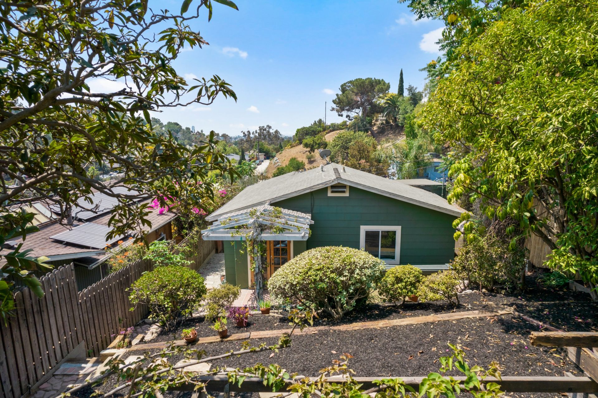 2306 Loma Vista Pl Silver Lake 90039 L34 Group