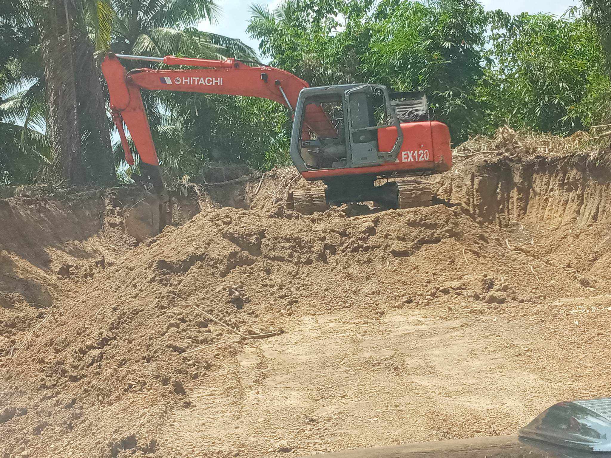 Backhoe Rental L8NX