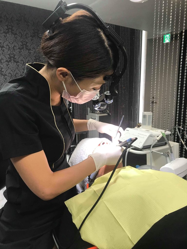 歯石取りは1回で終わらせたい！ 恵比寿のインプラント専門歯科医院 ラ エビス クリニ―ク デンタル（La Ebs