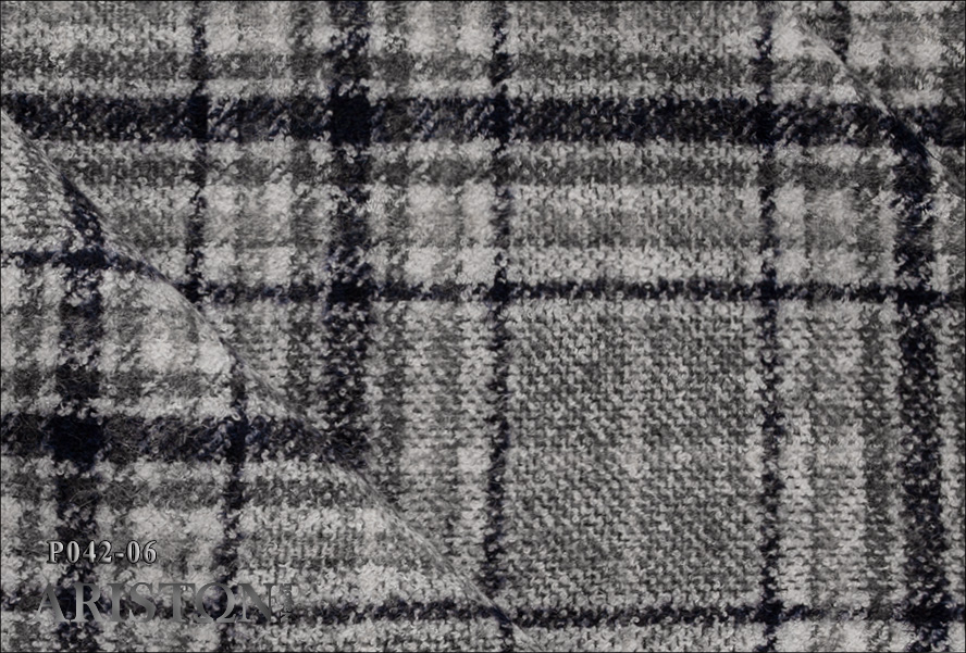 P042-06 | Label Custom Clothing