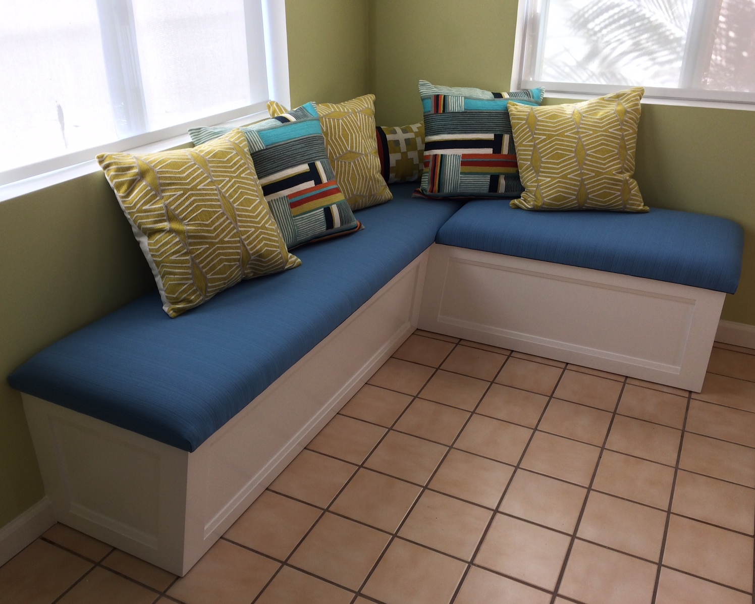 How to Create Bespoke Window Seats for a Cozy Home