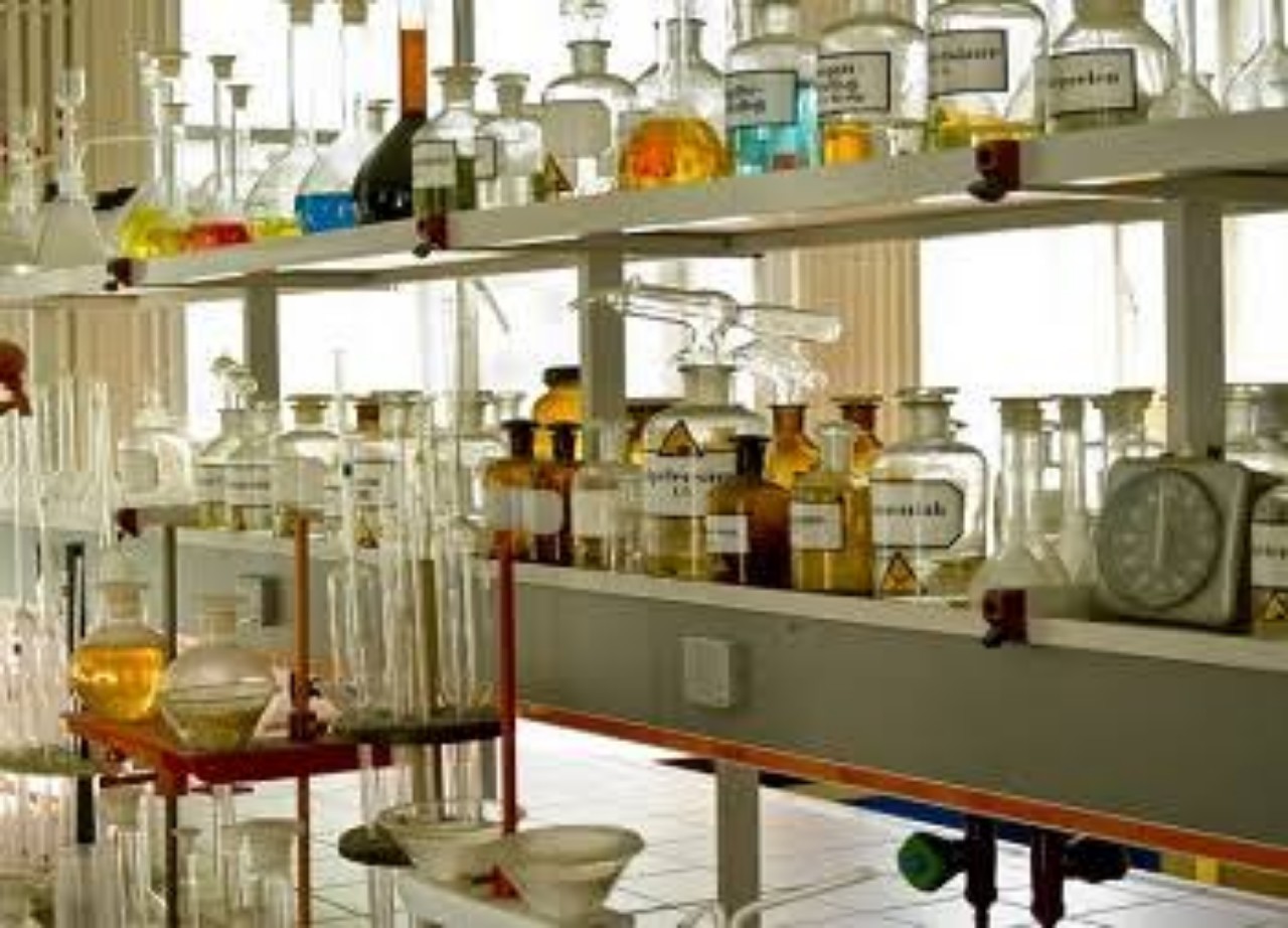 Chemical Storage Produsen Furniture Laboratorium