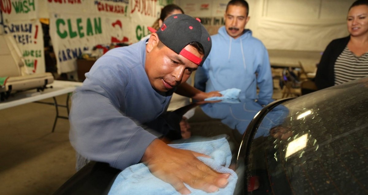 L.A. Car Wash Workers & Unions Team Up to Make Change (VIDEO)