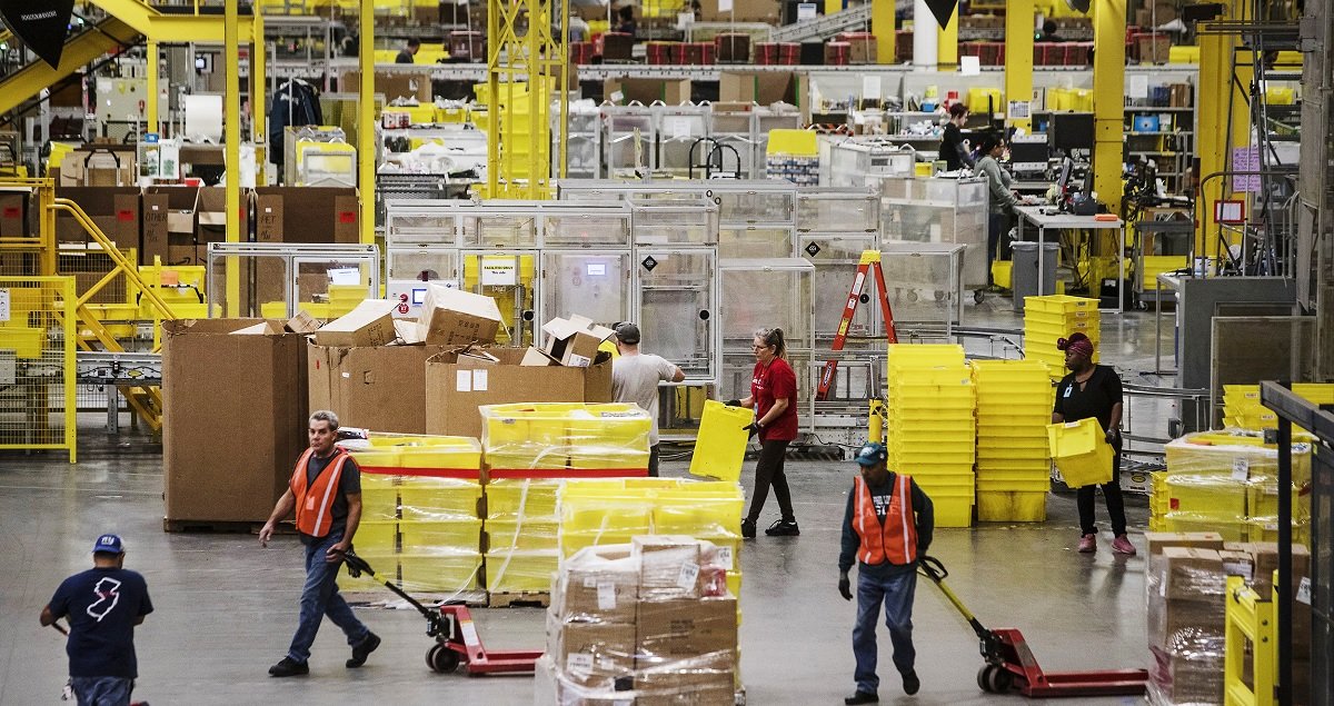 Amazon Employees Ordered To Attend AntiUnion Propaganda