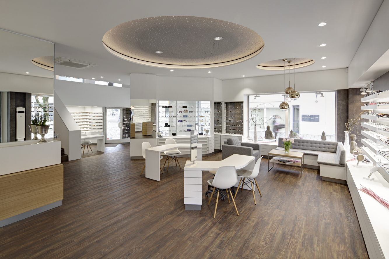 OPTIK HASLER GÖPPINGEN Labor Weltenbau Architektur