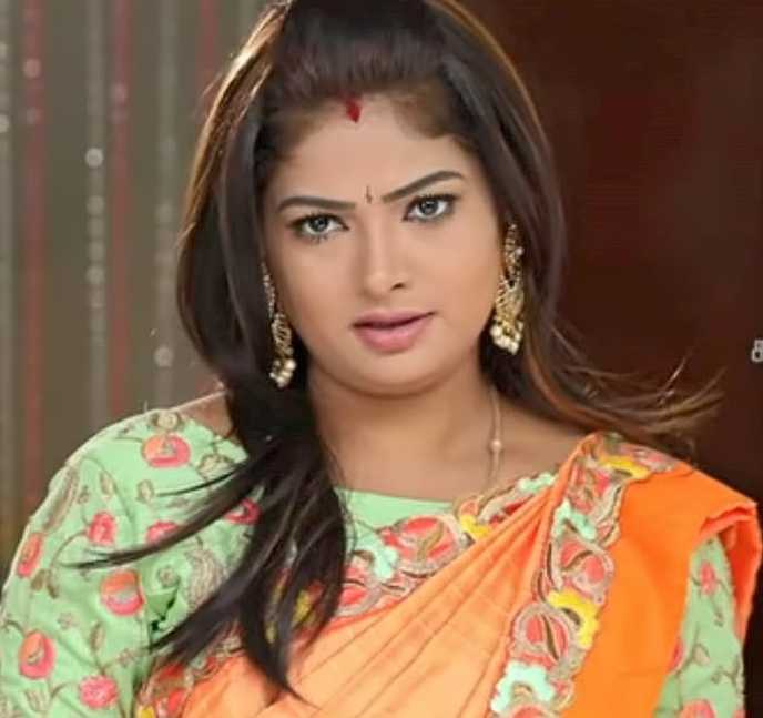 TV actress Swetha Venkat wiki Biography DOB Height Images