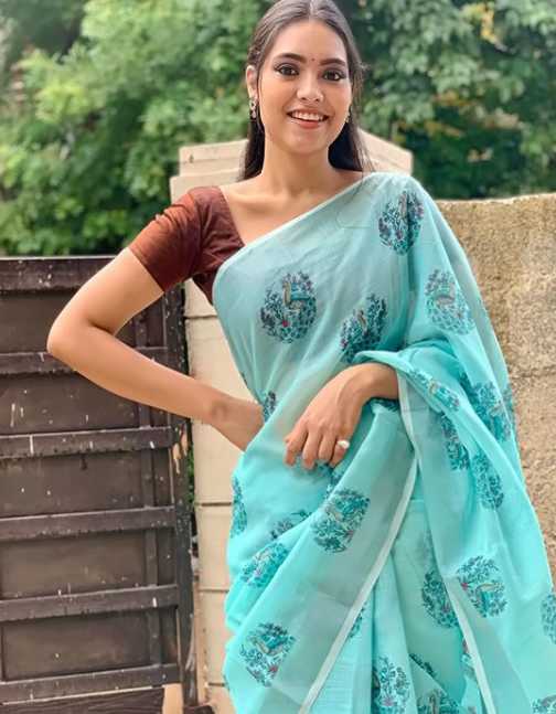 Pavithra Janani wiki Biography DOB Height Serials images