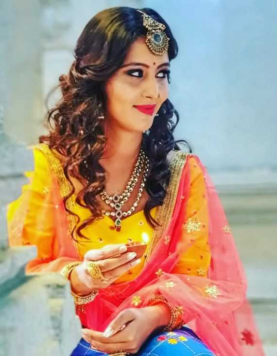 Neha Gowda wiki Biography DOB Height Serial Images Labuwiki