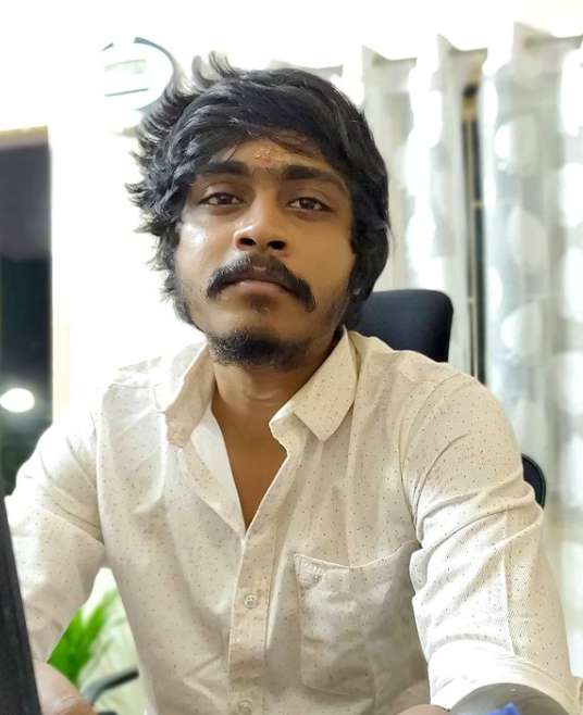 Hari Baskar wiki Biography DOB Height Net Worth images LabuWiki