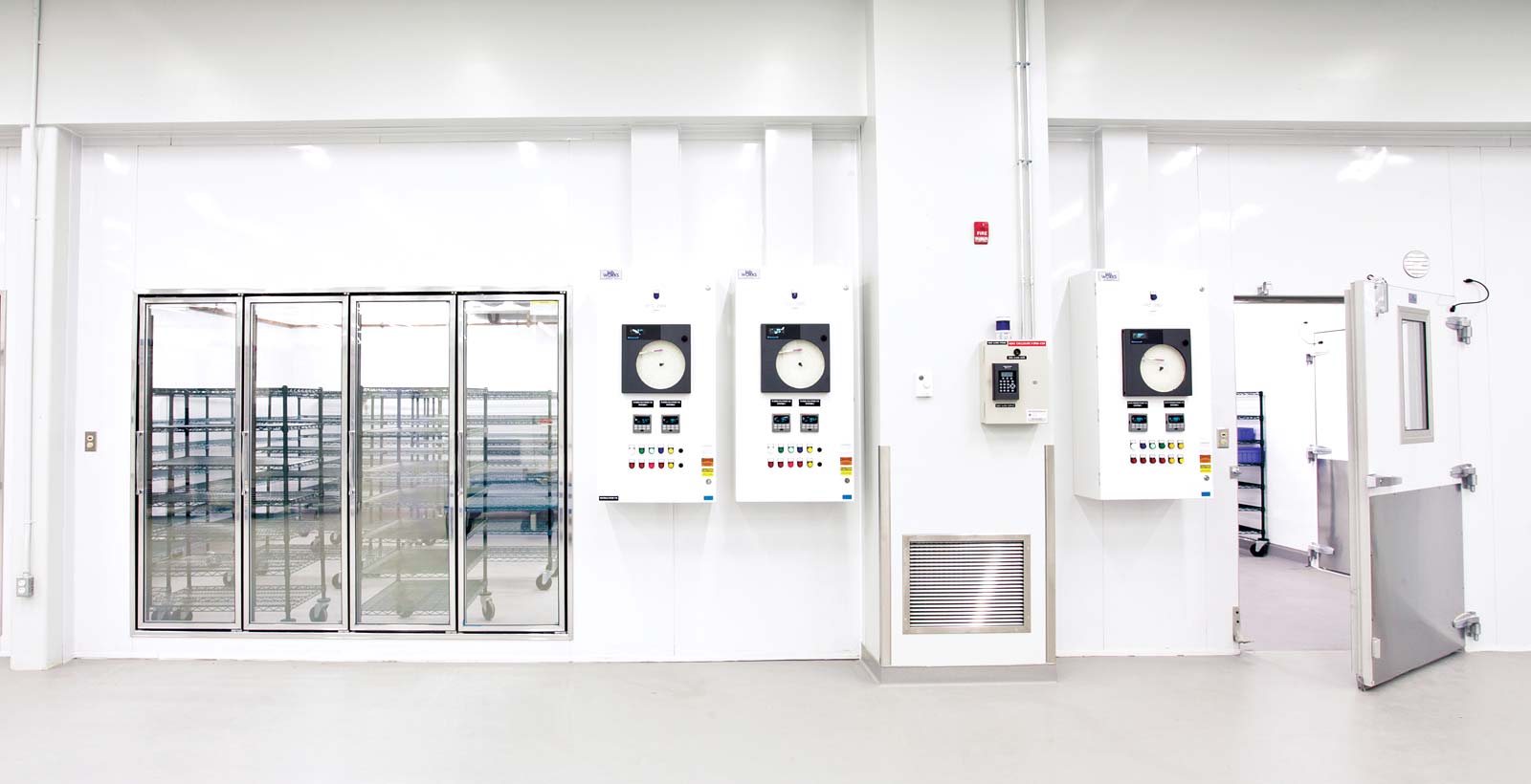 Controlled Environmental Rooms Labworks International Inc.