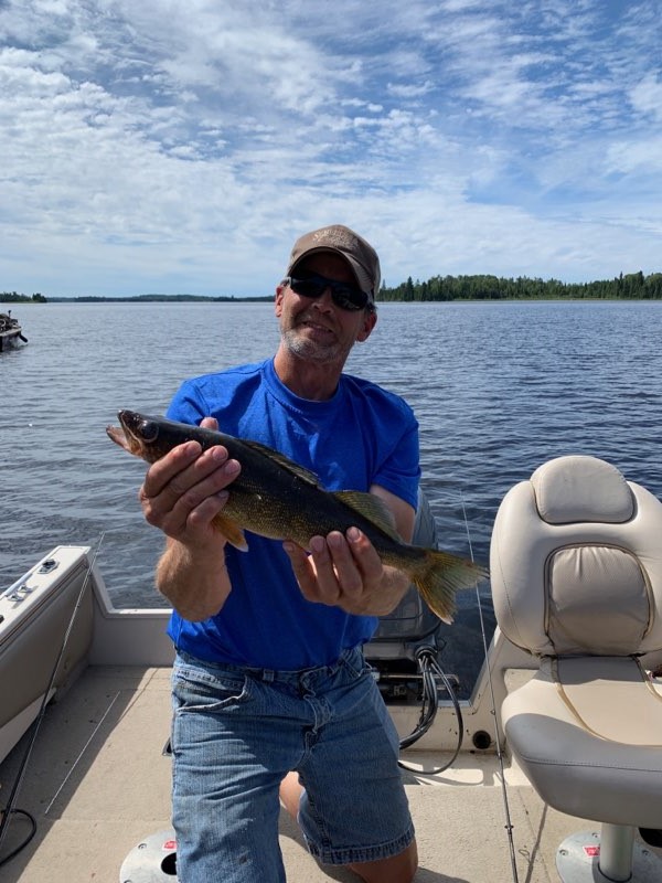 About Lac Des Mille Lodge