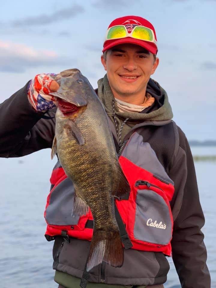 About Lac Des Mille Lodge