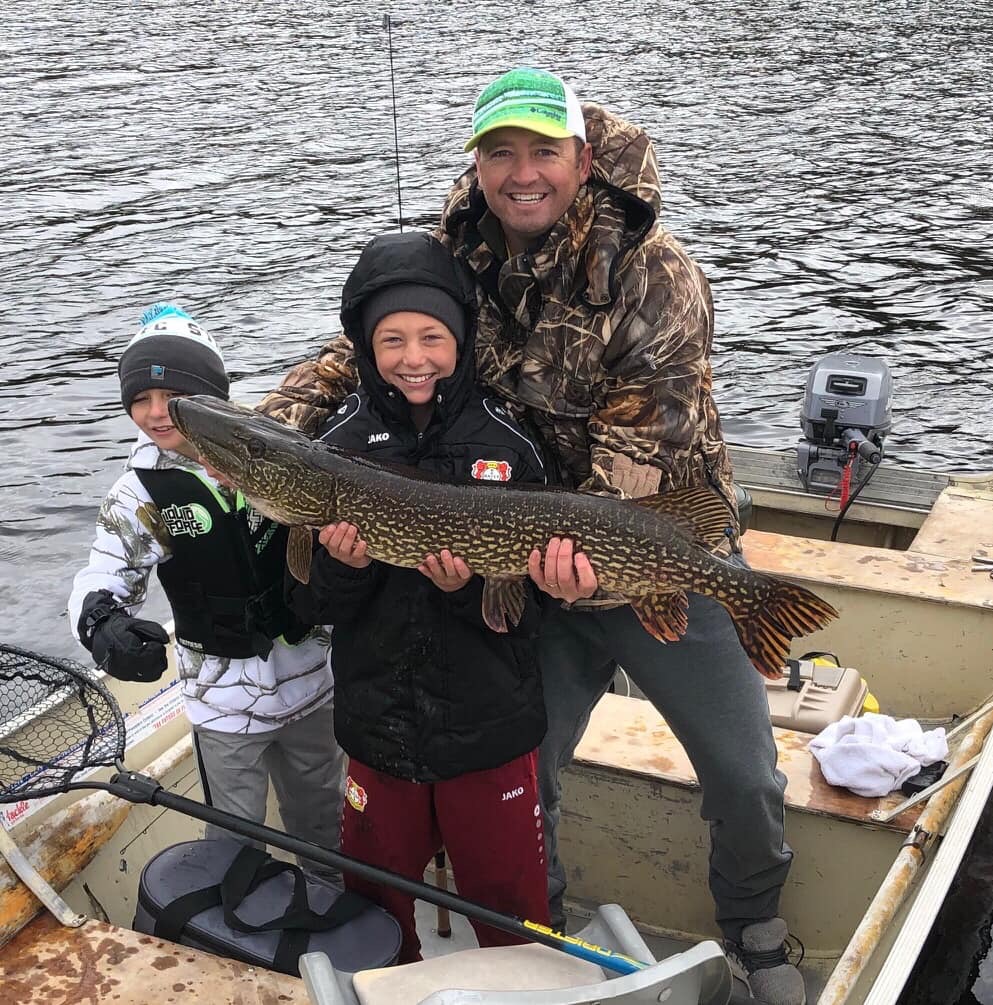 Home Lac Des Mille Lodge